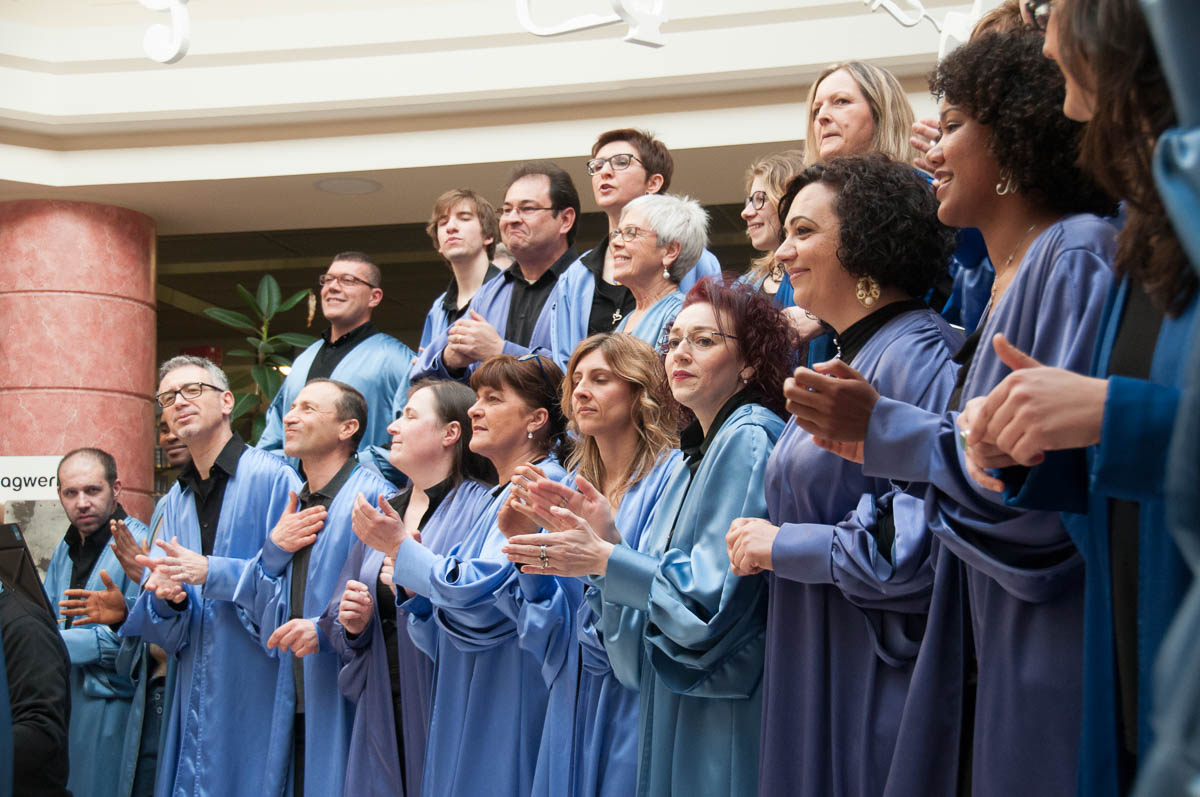joyful-gospel-choir-17