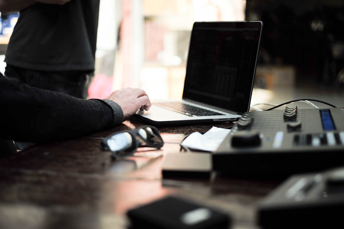 Universal audio clinic-23