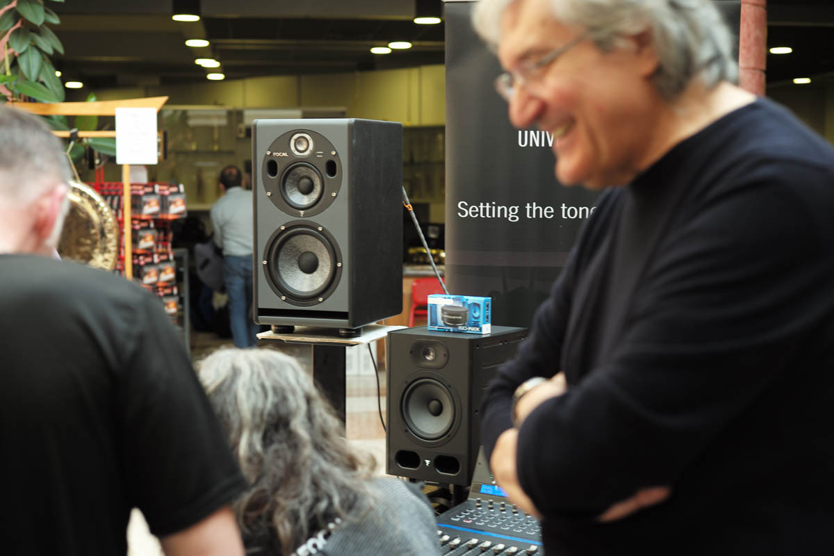 Universal audio clinic-7